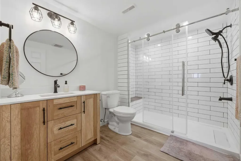 160 Silvergrove Hill NW Calgary AB T3B 4Z5