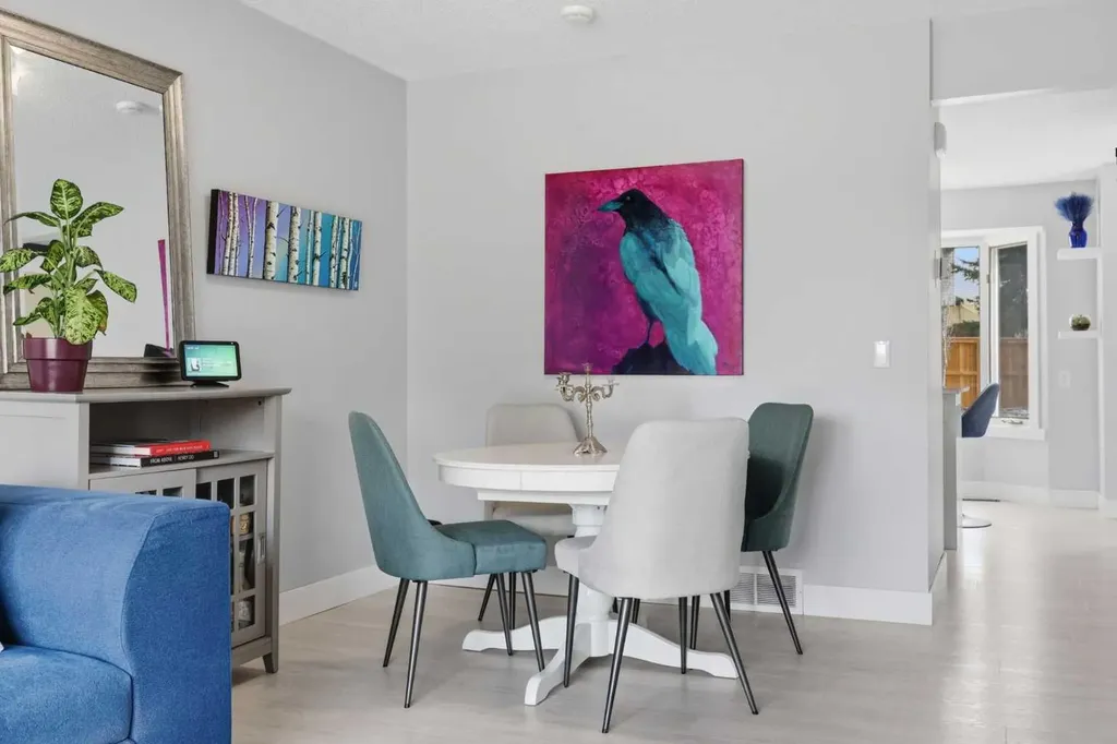 160 Silvergrove Hill NW Calgary AB T3B 4Z5