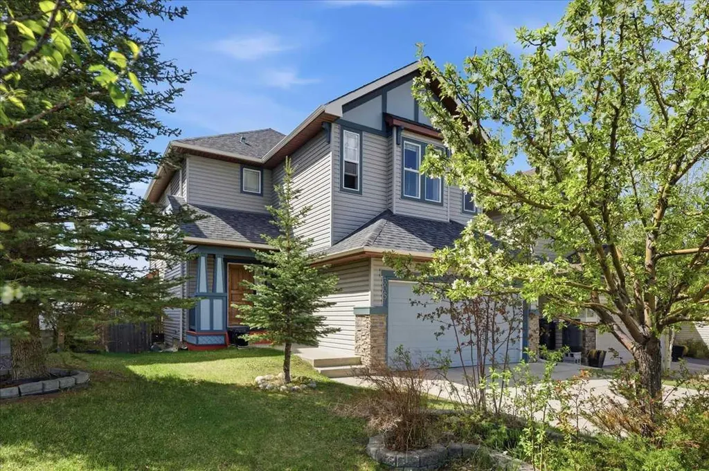 305 Evanston View NW Calgary AB T3P 1G2