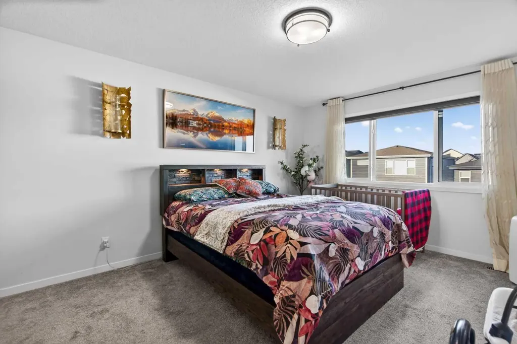 36 Royston Rise NW Calgary AB T3L 0J2