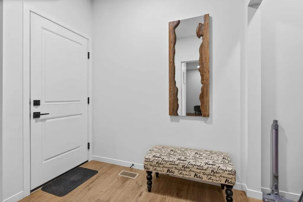 36 Royston Rise NW Calgary AB T3L 0J2