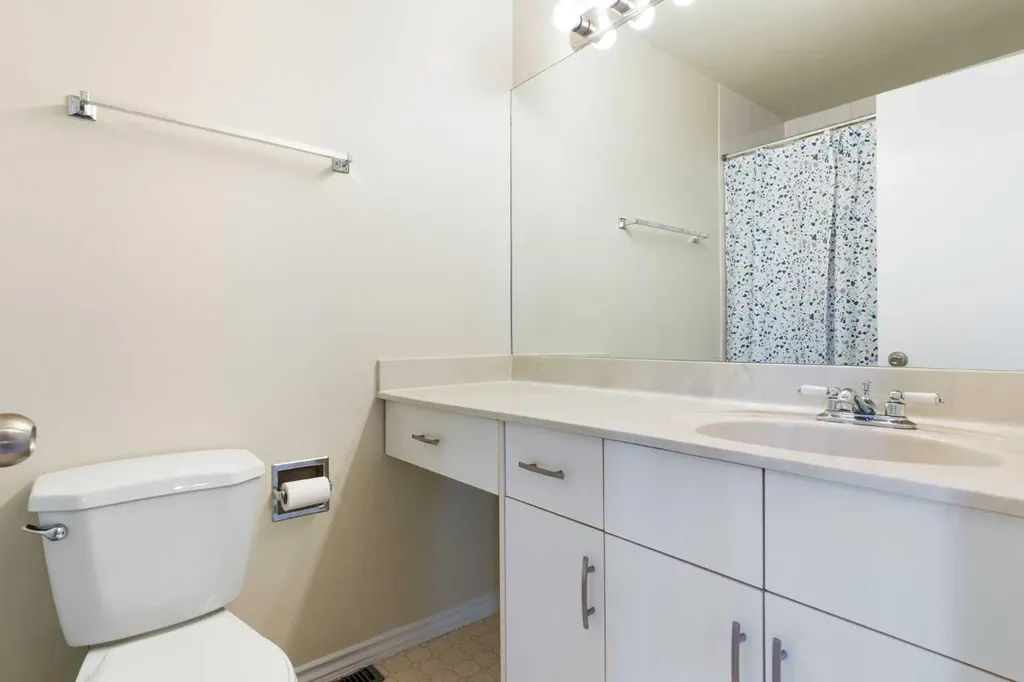 80 Galbraith Drive SW Calgary AB T3E 4Z6