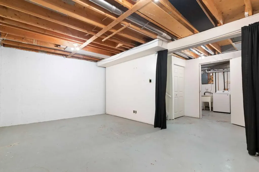 80 Galbraith Drive SW Calgary AB T3E 4Z6