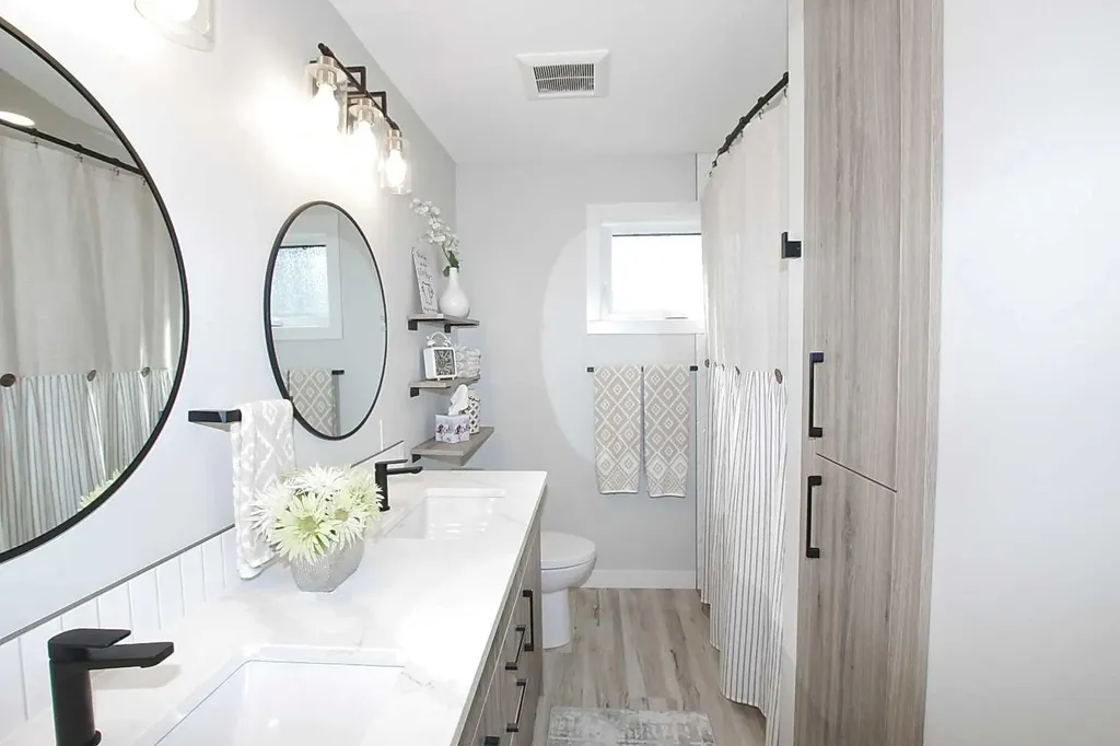 108 Marina Bay Court Sylvan Lake AB T4S 1E9