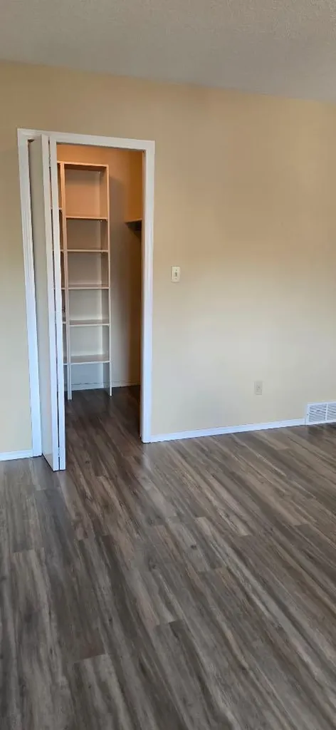 5415 47 Street Lacombe AB T4L1H5