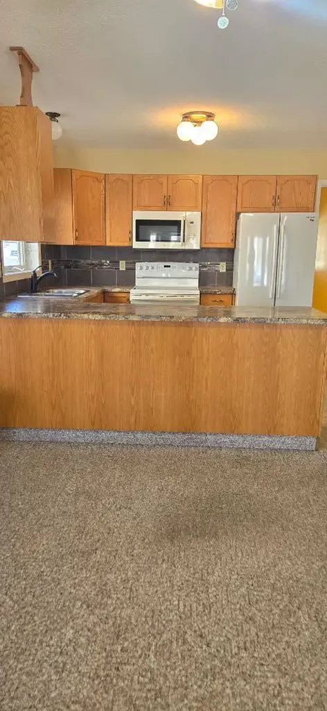 5415 47 Street Lacombe AB T4L1H5