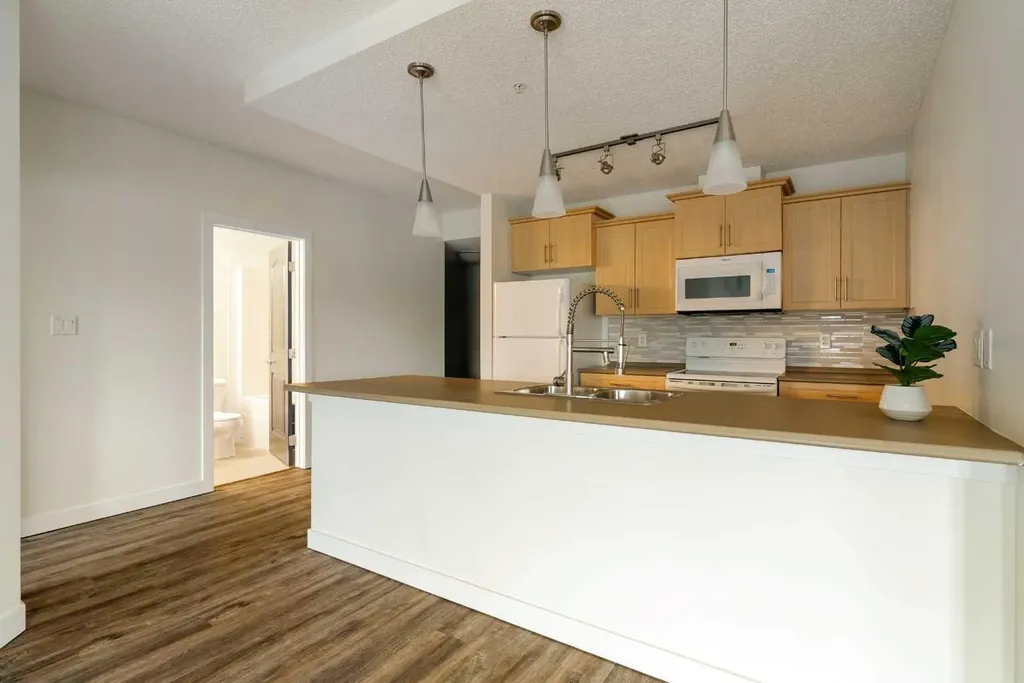 204 Sparrow Hawk Drive Fort Mcmurray AB T9K0P1