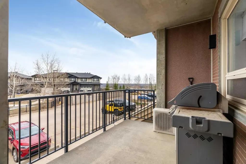 204 Sparrow Hawk Drive Fort Mcmurray AB T9K0P1