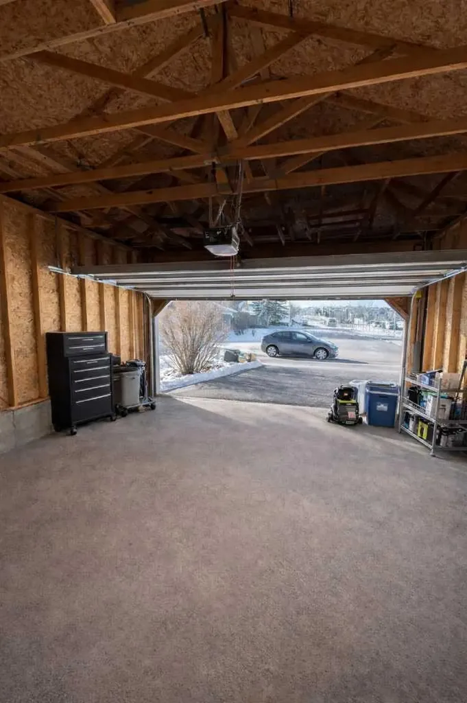 107 Harvest Oak Crescent NE Calgary AB T3K 4C9