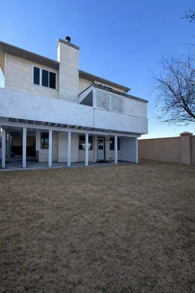 107 Harvest Oak Crescent NE Calgary AB T3K 4C9