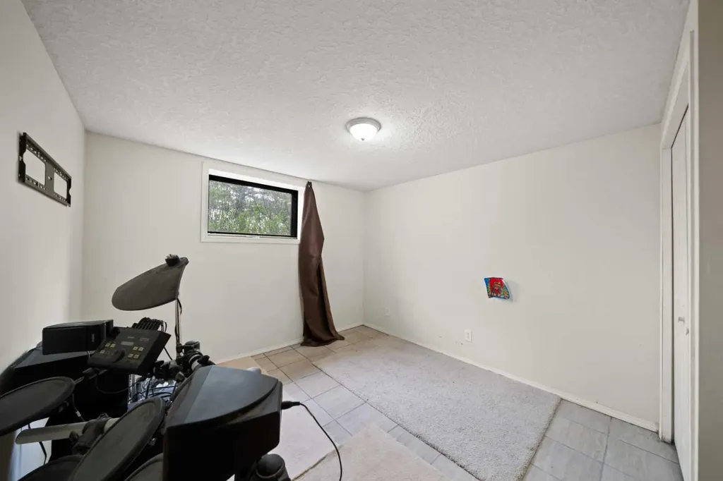 71 Prairie Schooner Estates Rural Rocky View County AB T1X 0J8