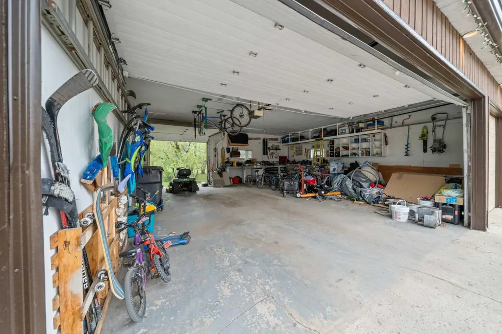 71 Prairie Schooner Estates Rural Rocky View County AB T1X 0J8