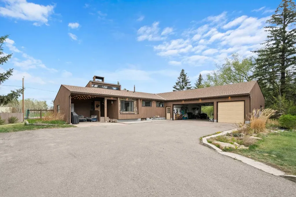 71 Prairie Schooner Estates Rural Rocky View County AB T1X 0J8