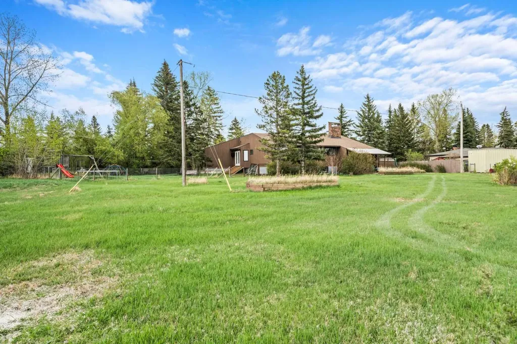 71 Prairie Schooner Estates Rural Rocky View County AB T1X 0J8