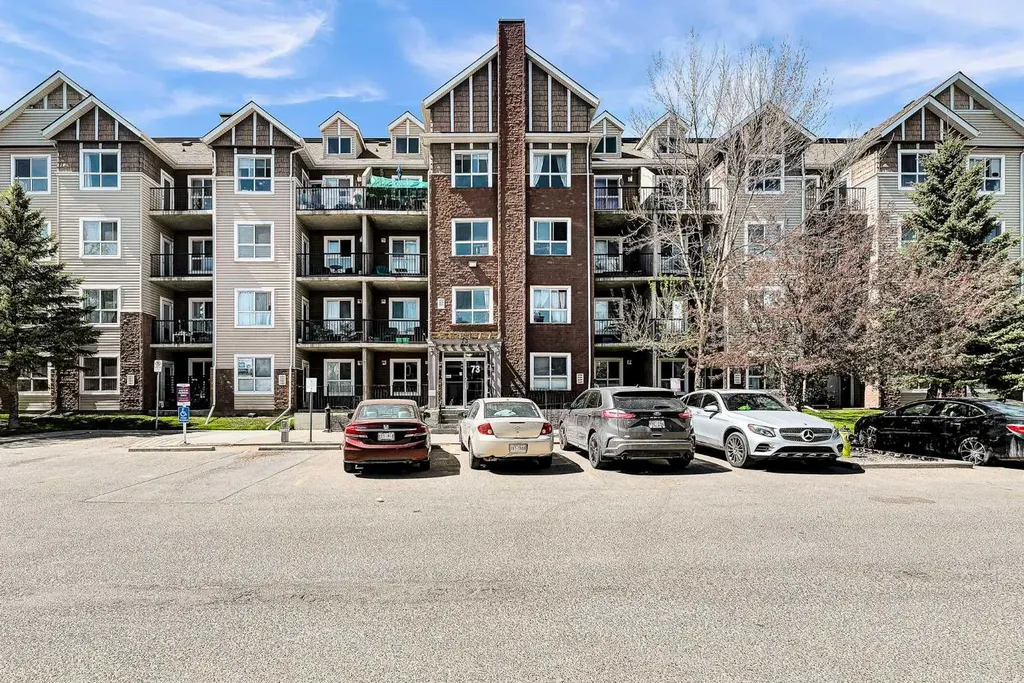 73 Erin Woods Court SE Calgary AB T2B 3V2