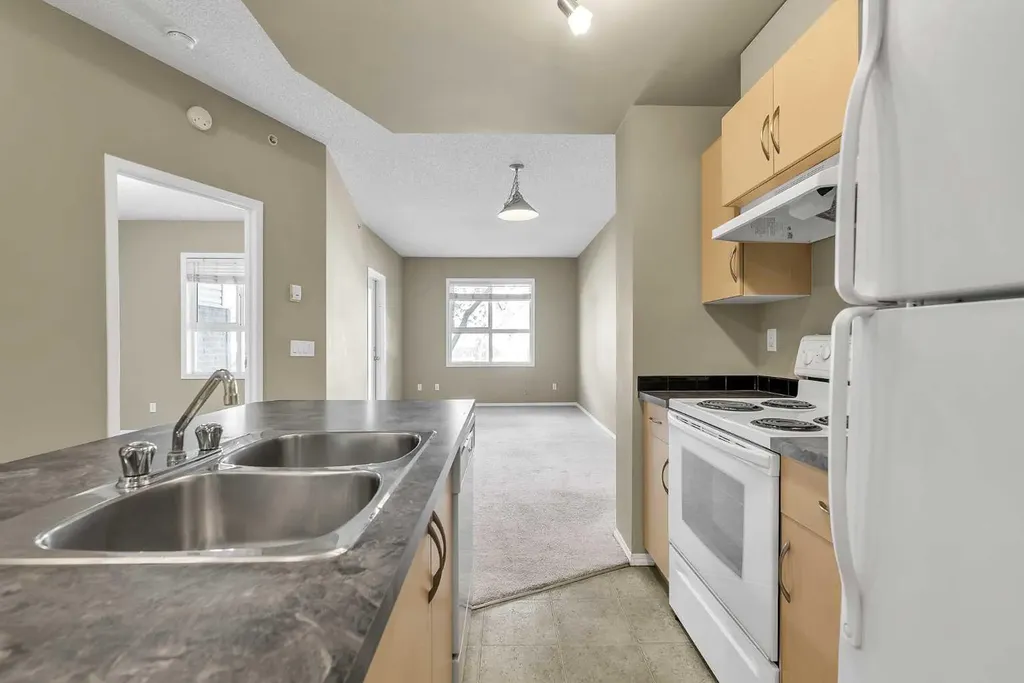 73 Erin Woods Court SE Calgary AB T2B 3V2