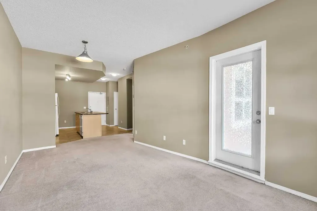 73 Erin Woods Court SE Calgary AB T2B 3V2