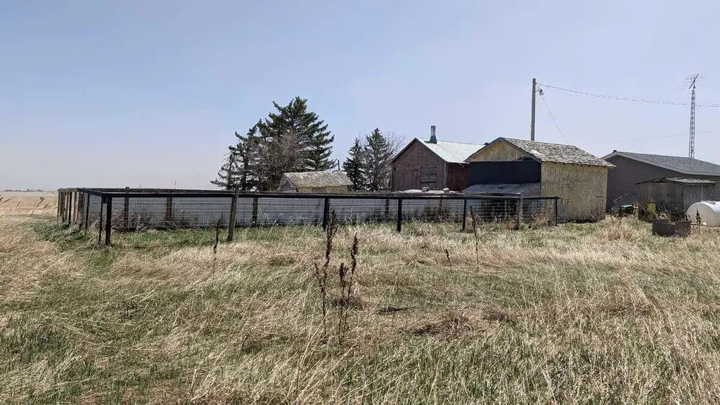 224074 Twp Road 322 Rural Kneehill County AB T0M 2A0