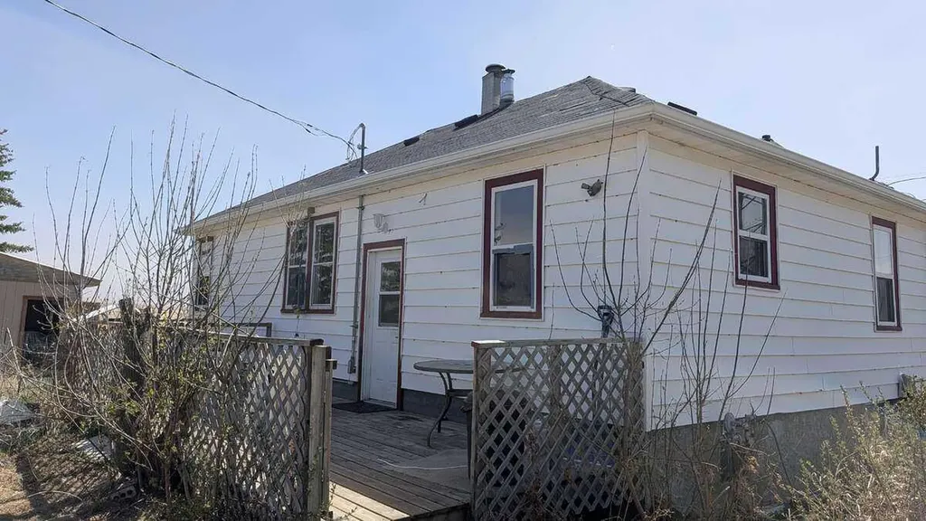 224074 Twp Road 322 Rural Kneehill County AB T0M 2A0