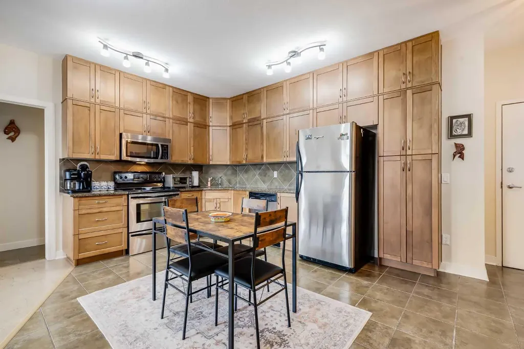 132 1 Avenue NW Airdrie AB T4B 3H4
