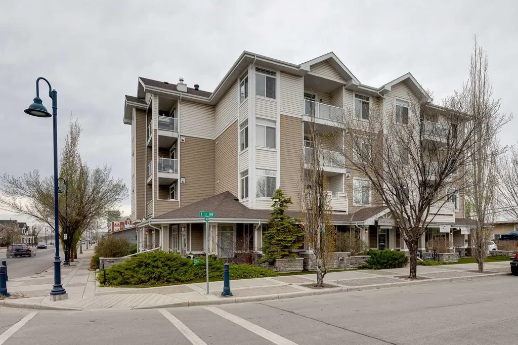 132 1 Avenue NW Airdrie AB T4B 3H4