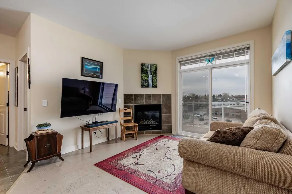 132 1 Avenue NW Airdrie AB T4B 3H4