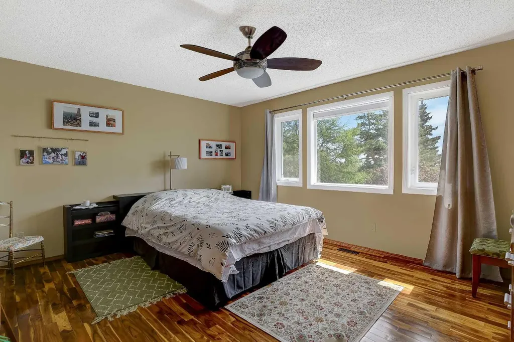8917 102 Avenue Grande Prairie AB T8X 1E9