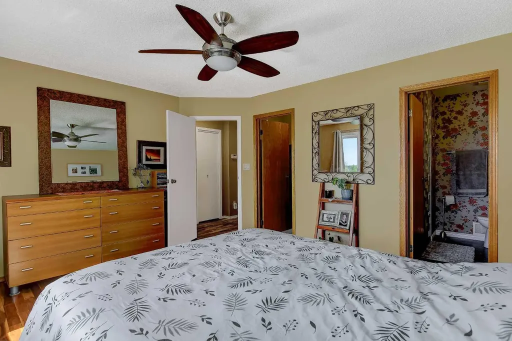 8917 102 Avenue Grande Prairie AB T8X 1E9