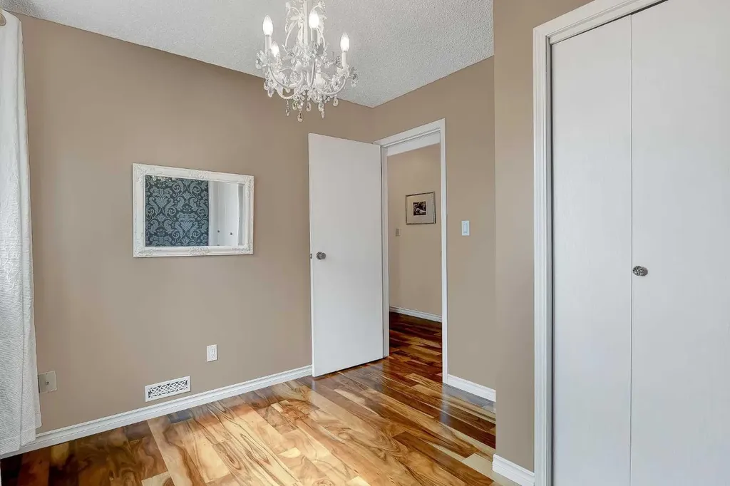 8917 102 Avenue Grande Prairie AB T8X 1E9