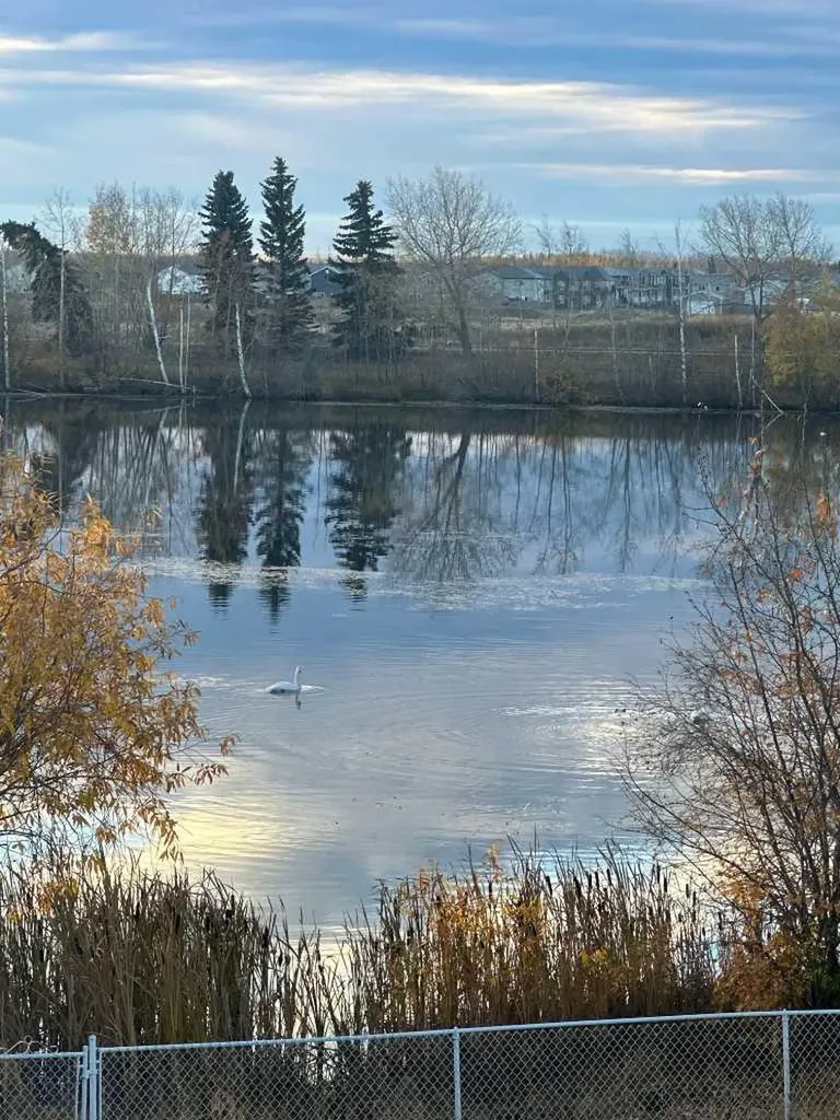8917 102 Avenue Grande Prairie AB T8X 1E9