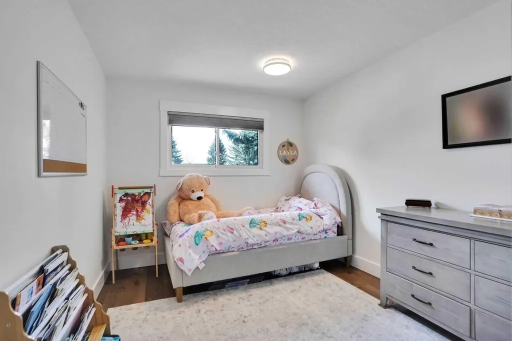 5702 Brenner Crescent NW Calgary AB T2L 1z4