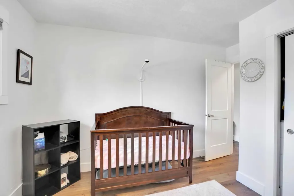 5702 Brenner Crescent NW Calgary AB T2L 1z4