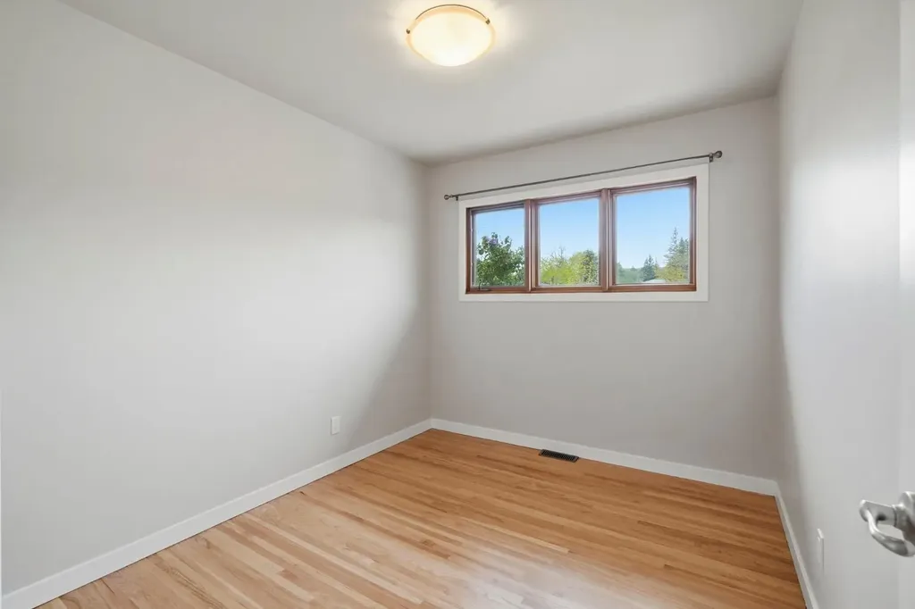 5212 Terry Road NW Calgary AB T2K 3B6