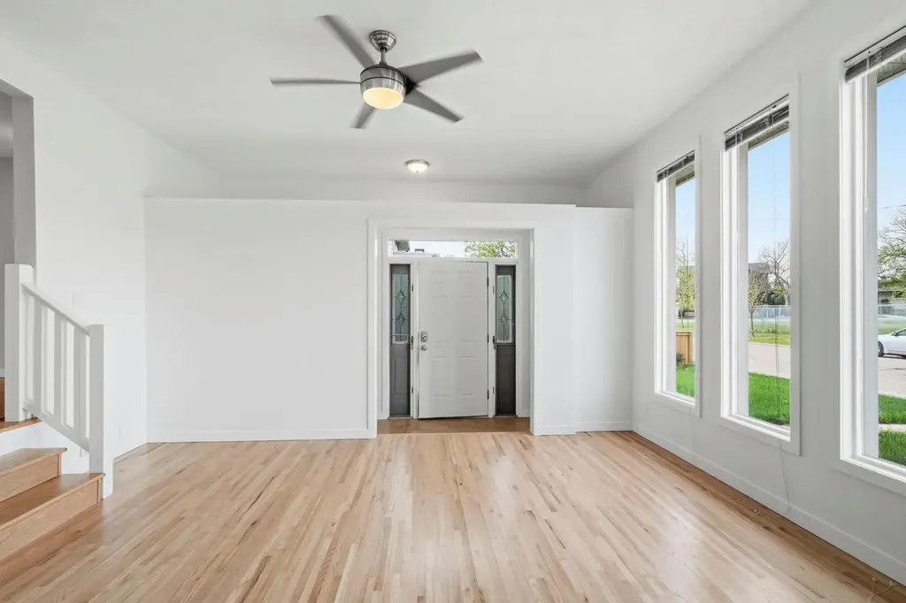 5212 Terry Road NW Calgary AB T2K 3B6