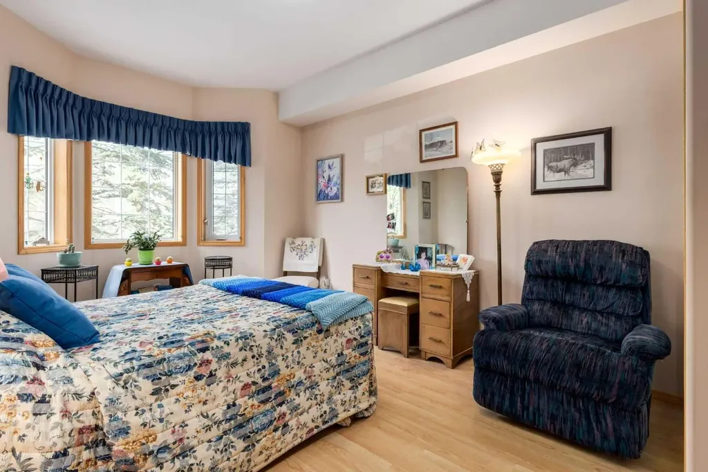223 Tuscany Springs Boulevard NW Calgary AB T3L 2M2