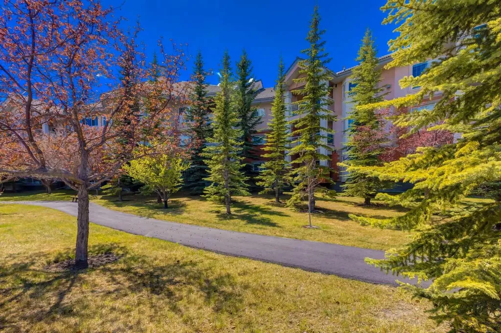 223 Tuscany Springs Boulevard NW Calgary AB T3L 2M2