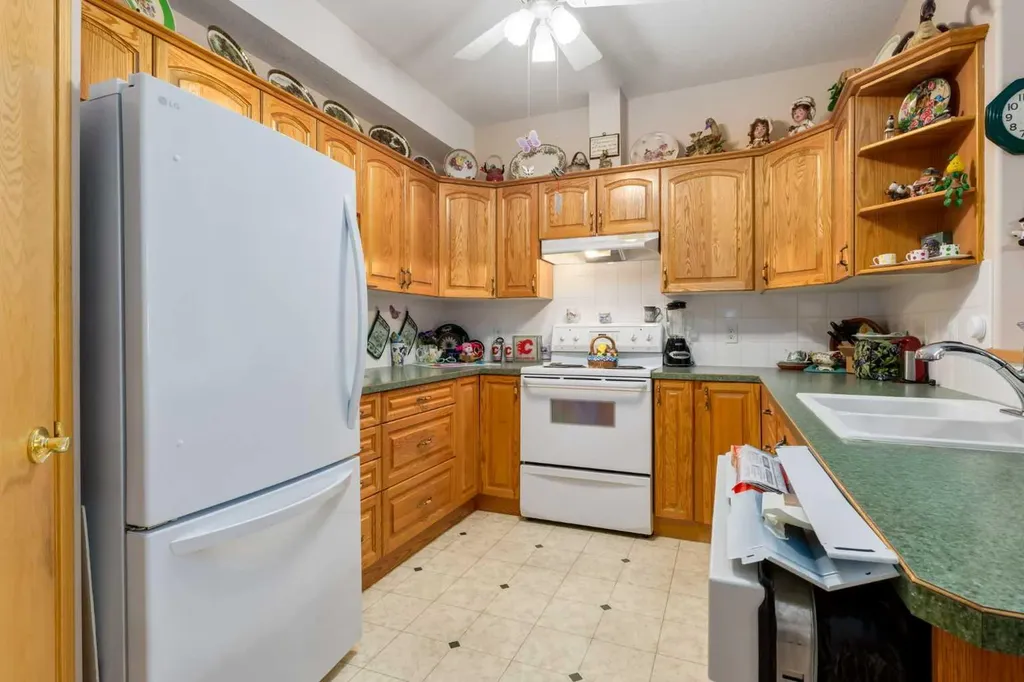 223 Tuscany Springs Boulevard NW Calgary AB T3L 2M2