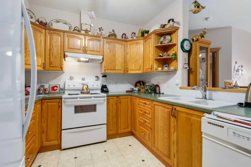 223 Tuscany Springs Boulevard NW Calgary AB T3L 2M2