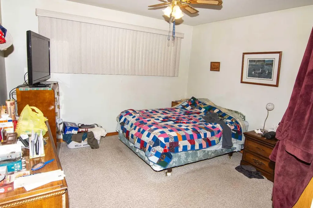 3403 19 Street NW Calgary AB T2L 2A9