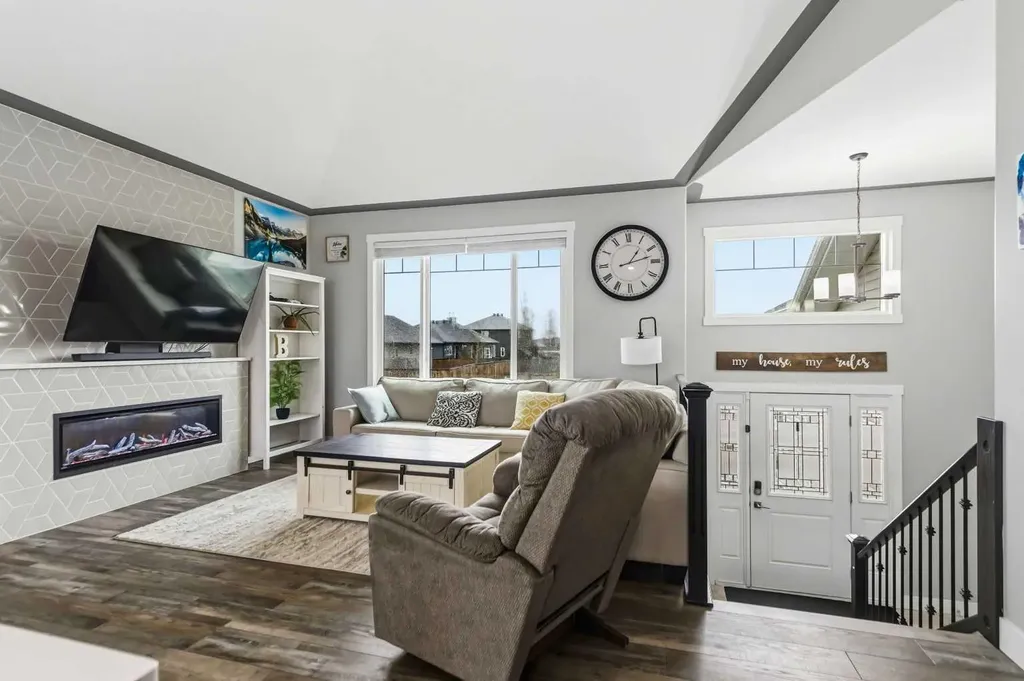 148 Beaverlodge Close Fort Mcmurray AB T9H2V5