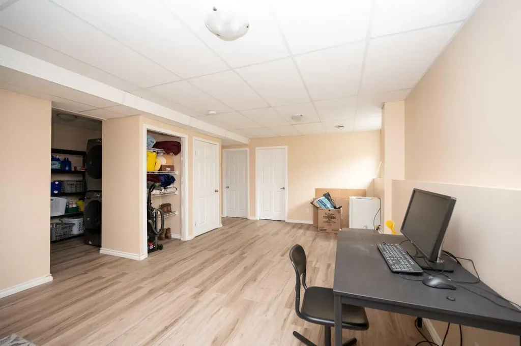 2819 46 Avenue Athabasca AB T9S 1N7