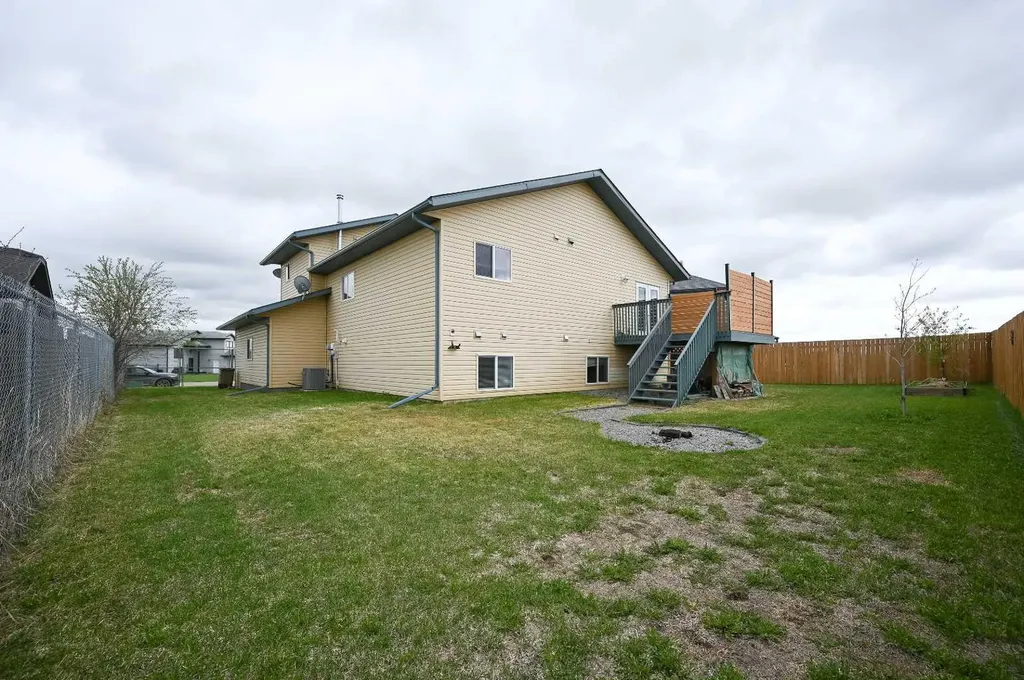 2819 46 Avenue Athabasca AB T9S 1N7