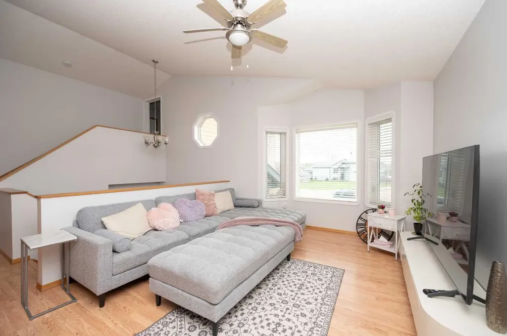 2819 46 Avenue Athabasca AB T9S 1N7