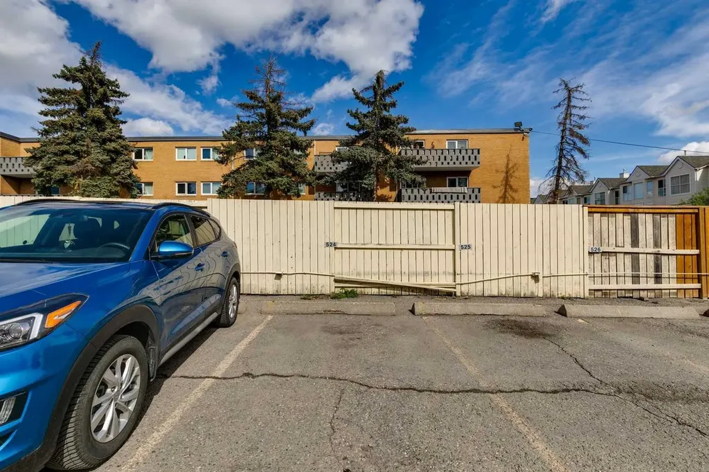 315 Heritage Drive SE Calgary AB T2H 1N2