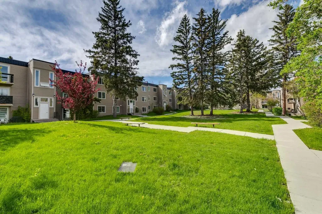 315 Heritage Drive SE Calgary AB T2H 1N2