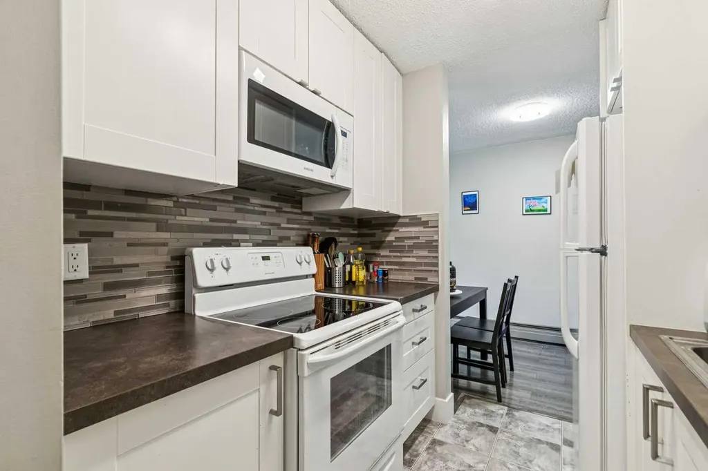 315 Heritage Drive SE Calgary AB T2H 1N2