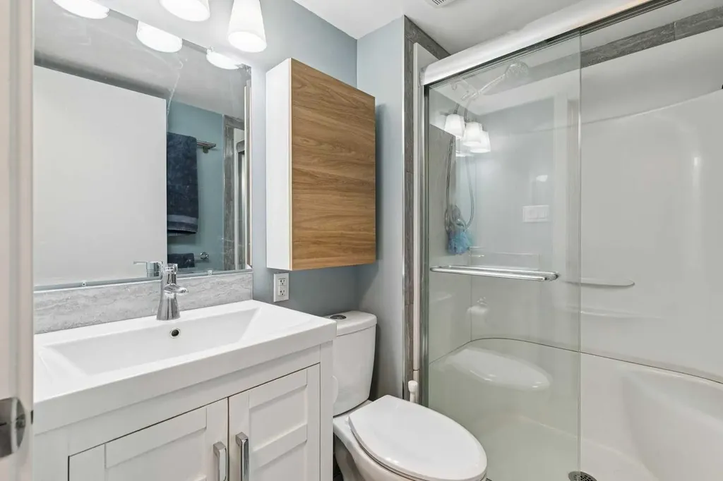 315 Heritage Drive SE Calgary AB T2H 1N2