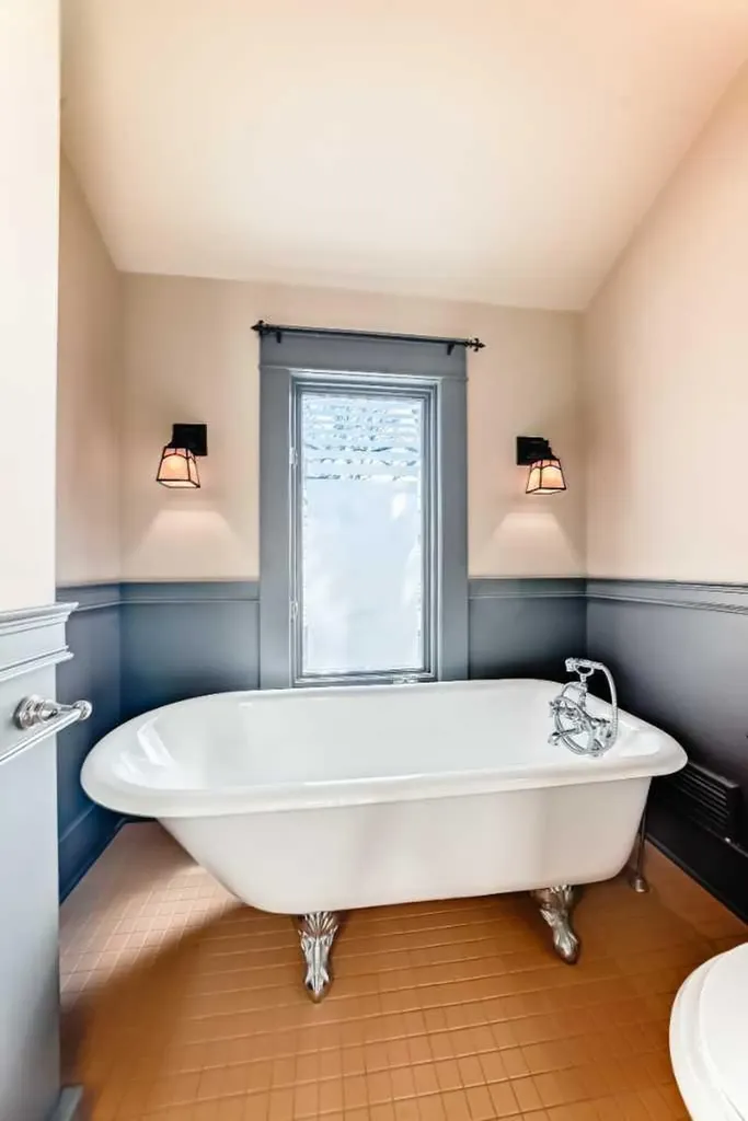 211 10 Avenue NE Calgary AB T2E 0X1