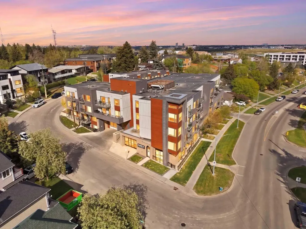 89 34 Avenue SW Calgary AB T2S 3H4