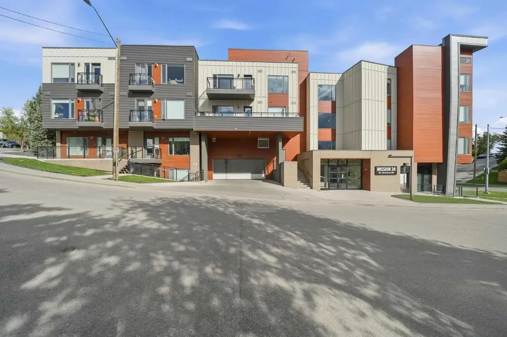 89 34 Avenue SW Calgary AB T2S 3H4